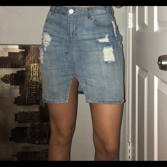 NWT Decree Denim Mini Skirt - Picture 1 of 5